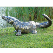 Decoration outdoor cast metal animals statue life size bronze crocodile sculpture for sale